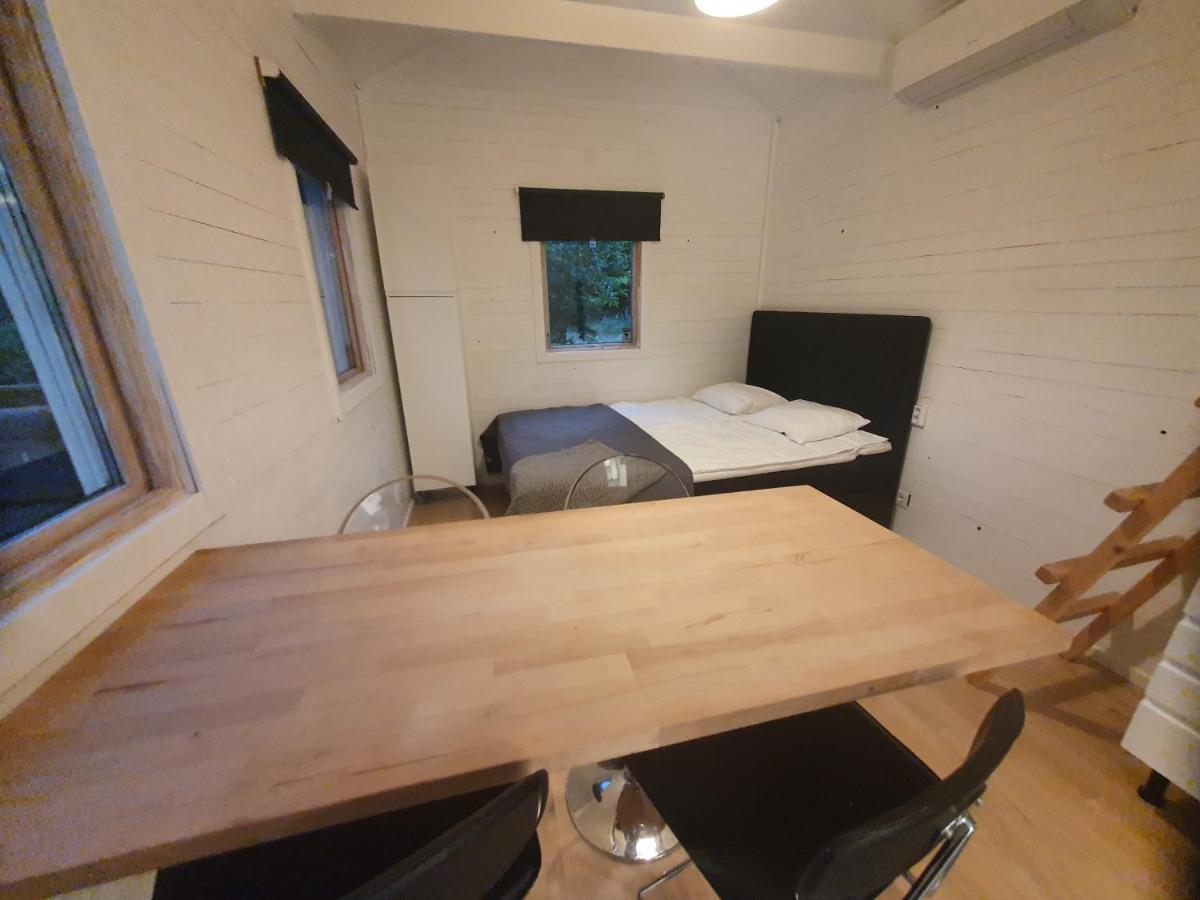 Skogsbaeckens Stugby Ab Villa โทเมลิลลา ภายนอก รูปภาพ