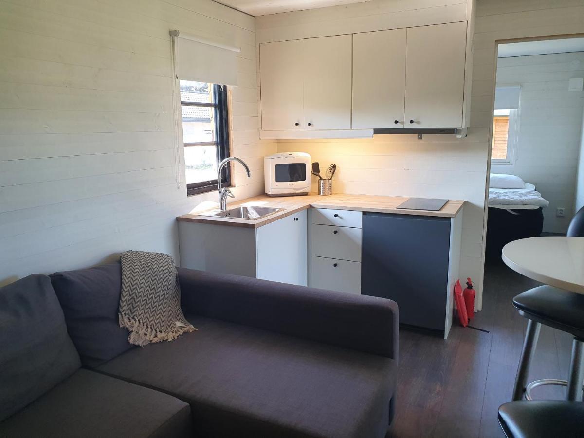 Skogsbaeckens Stugby Ab Villa โทเมลิลลา ภายนอก รูปภาพ
