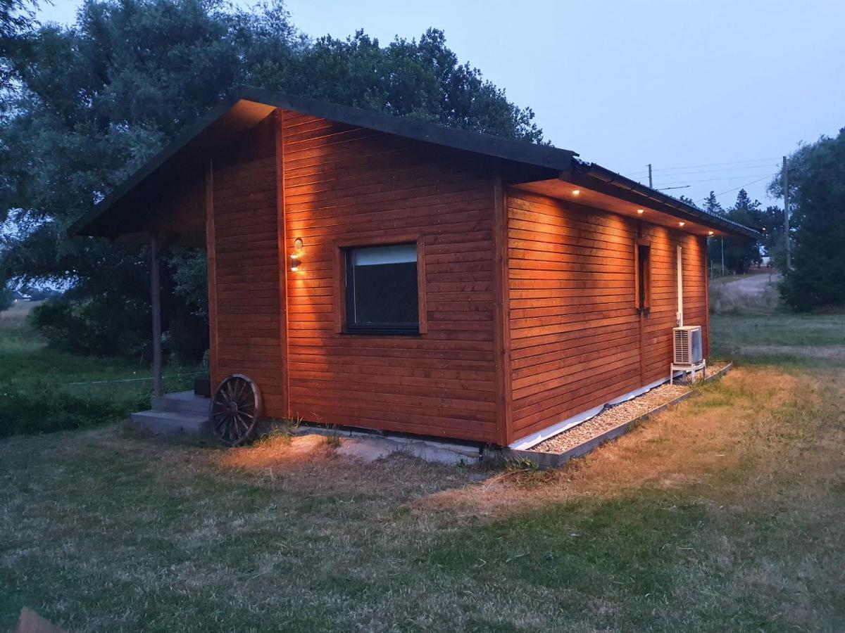 Skogsbaeckens Stugby Ab Villa โทเมลิลลา ภายนอก รูปภาพ