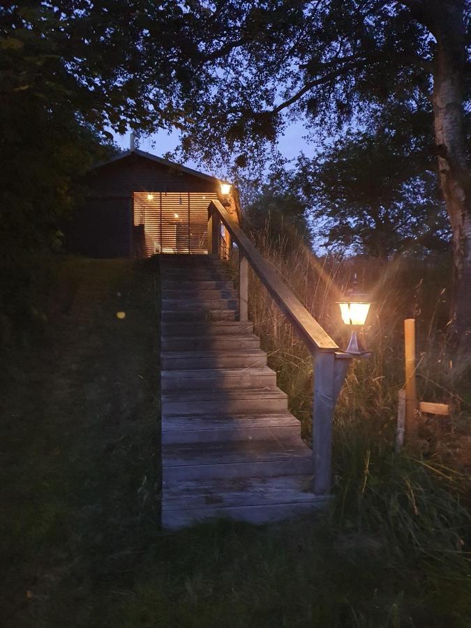 Skogsbaeckens Stugby Ab Villa โทเมลิลลา ภายนอก รูปภาพ
